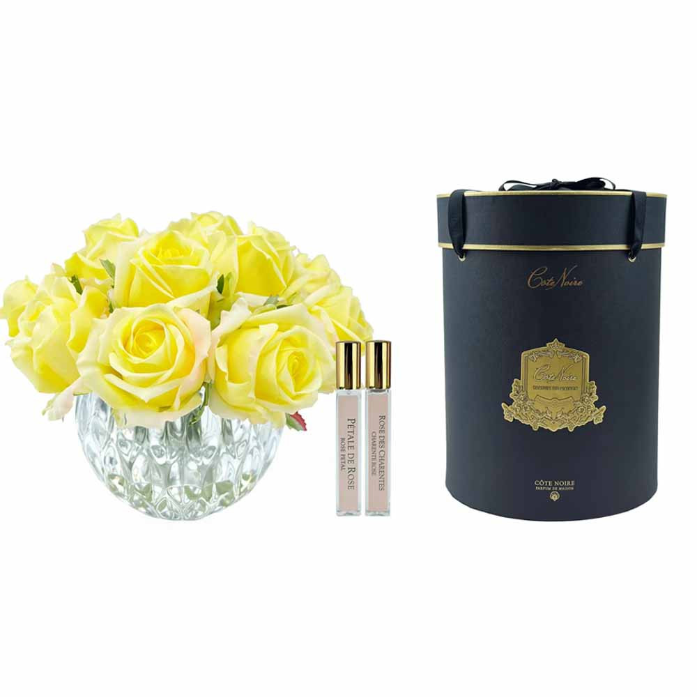 COTE NOIRE - SEVEN ROSE BOUQUET IN WHITE PEACH main image 0