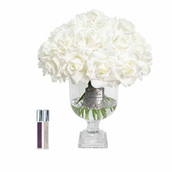 Cote Noire-Versailles French Rose Bouquet White with Silver Badge